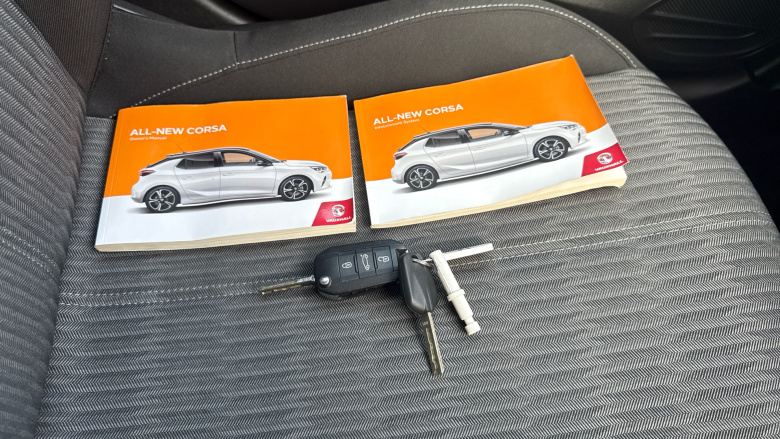 Vauxhall Corsa 1.2 SE 5dr Petrol Hatchback